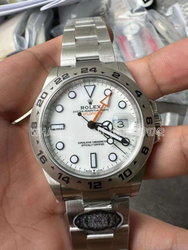 Rolex Explorer II 42mm 226570 904L SS Clean Factory Best Edition White Dial on Bracelet Swiss 3285