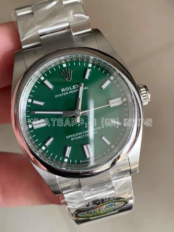 Rolex Oyster Perpetual 41mm Green Dial 124300 Clean Factory