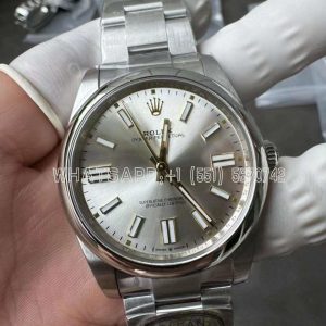 Rolex Oyster Perpetual 41mm Silver Dial 124300 Clean Factory