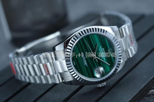 Rolex Datejust 36 904L Stainless Steel Case & Oyster Bracelet Green Malachite Dial