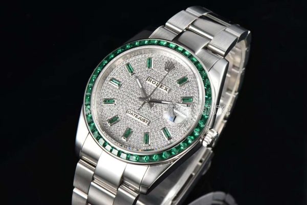 Rolex Datejust 41mm Logbook Green Diamonds VR Factory