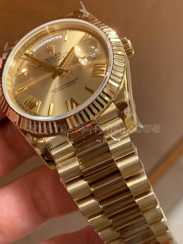 Rolex Day-Date 40mm 228238 Champagne Dial with Roman Marker in Yellow Gold GMF