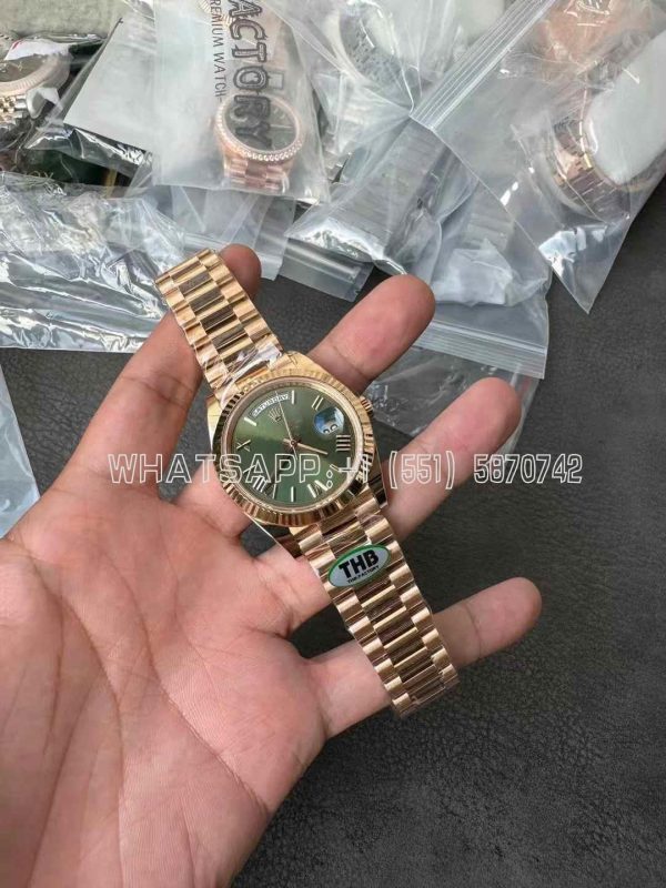 Rolex Day-Date 40mm 228238 Green Roman Dial Rose gold 3255 Gain Weight THBF