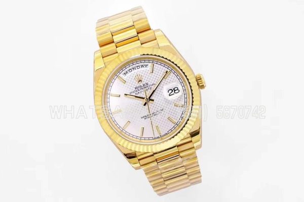 Rolex Day-Date 40mm EWF YG Silver Dial Swiss 2836