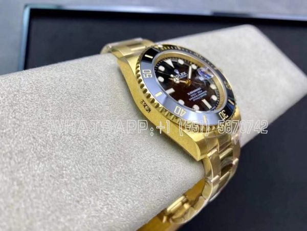 Rolex Submariner Date 126618LN 41mm Full Yellow Gold Black Dial VS Factory