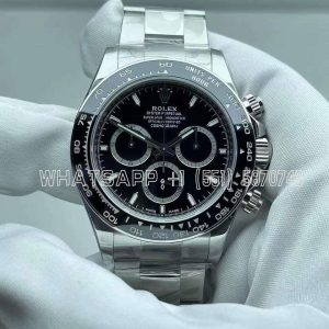 Rolex Daytona 126500 Black Dial on SS Bracelet Strap 4131