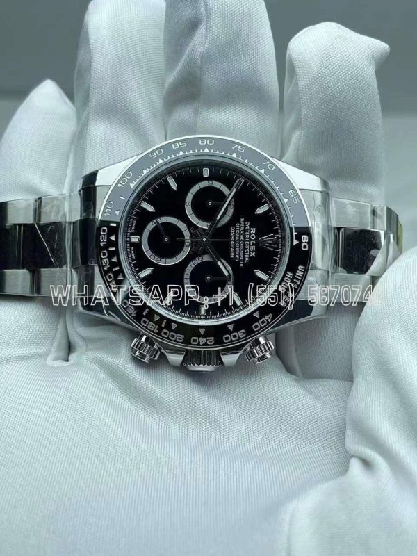 Rolex Daytona 126500 Black Dial on SS Bracelet Strap 4131