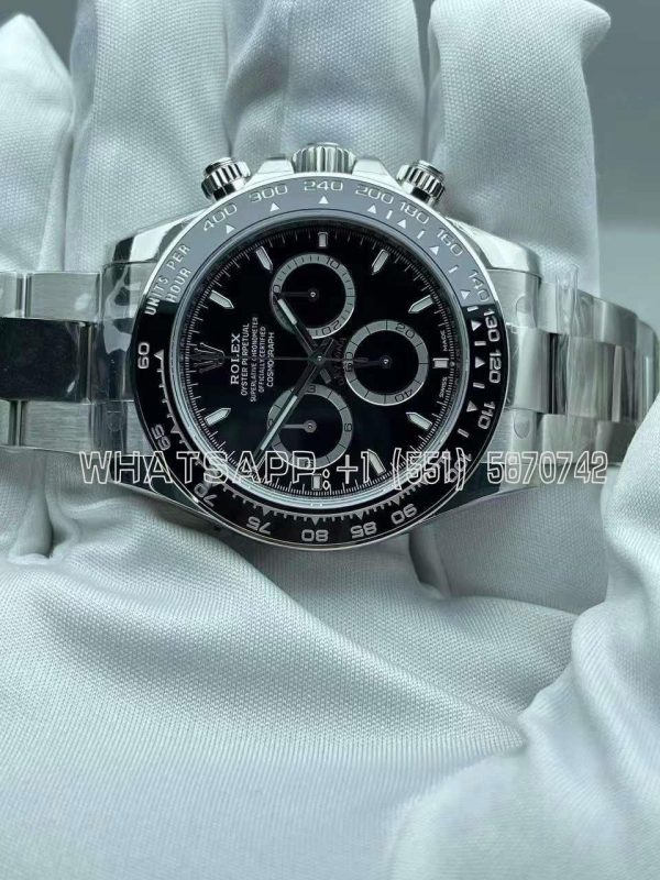 Rolex Daytona 126500 Black Dial on SS Bracelet Strap 4131