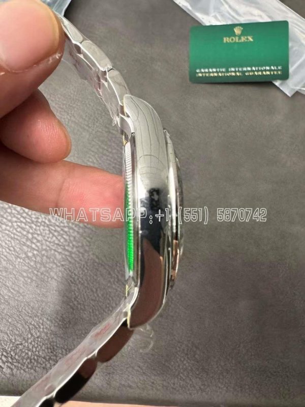 Rolex Daytona 126500 Black Dial on SS Bracelet Strap SH4131 VS Factory - Image 4