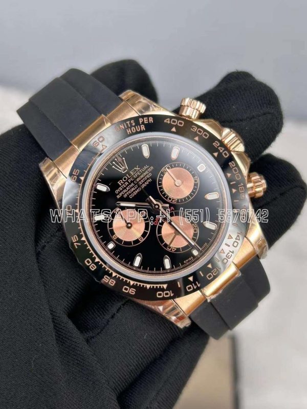Rolex Daytona 126515 RG/Black Dial on Oysterflex Strap