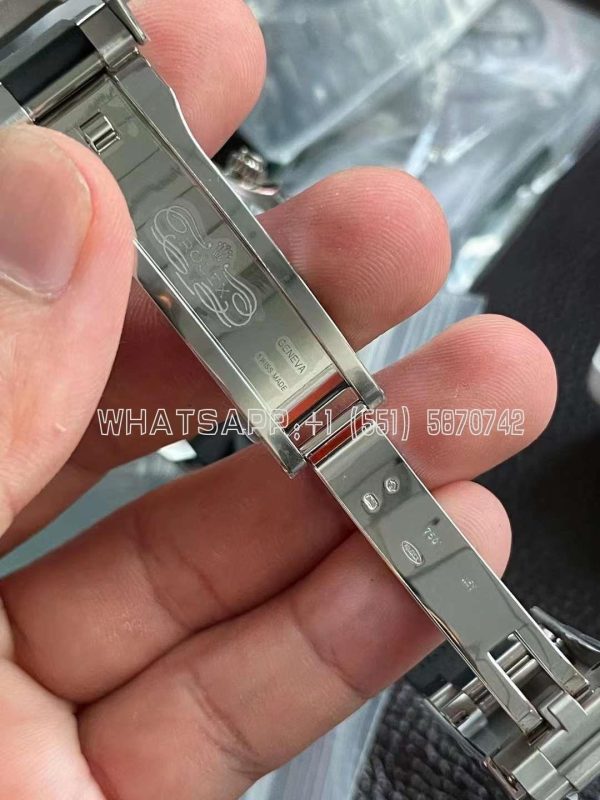 Rolex Daytona 126519LN-0006 40MM White Gold Rubber Strap Black Eye Grey Dial BT Factory - Image 9