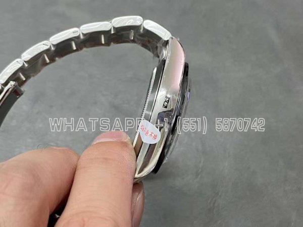 Rolex Daytona Green Dial Black Bezel in Steel Swiss 4130 NOOB Factory - Image 5