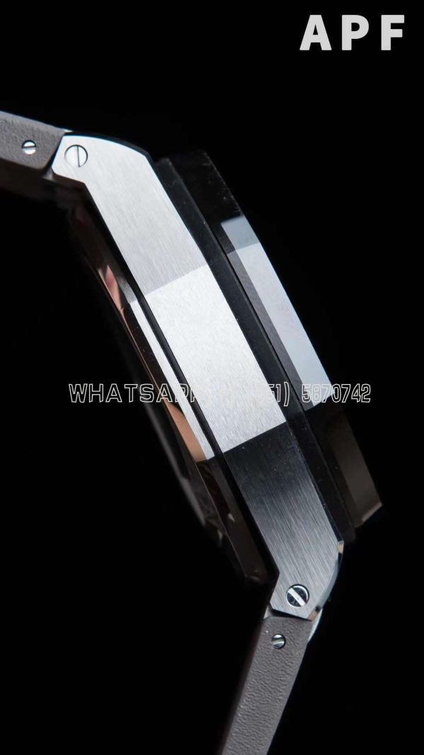 Audemars Piguet Royal Oak Offshore 26400IO Gray Panda Plate - Image 5