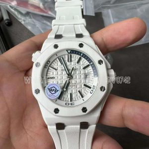 Audemars Piguet Royal Oak Offshore Diver 15707 White Ceramic SA3120