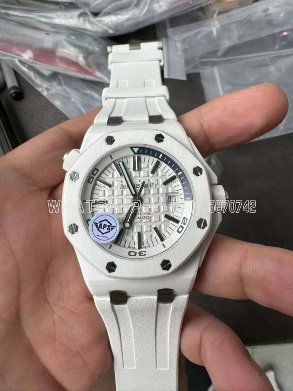 Audemars Piguet Royal Oak Offshore Diver 15707 White Ceramic SA3120