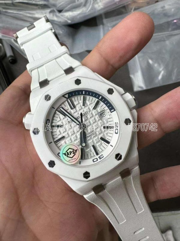Audemars Piguet Royal Oak Offshore Diver 15707 White Ceramic SA3120