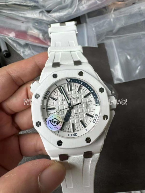 Audemars Piguet Royal Oak Offshore Diver 15707 White Ceramic SA3120