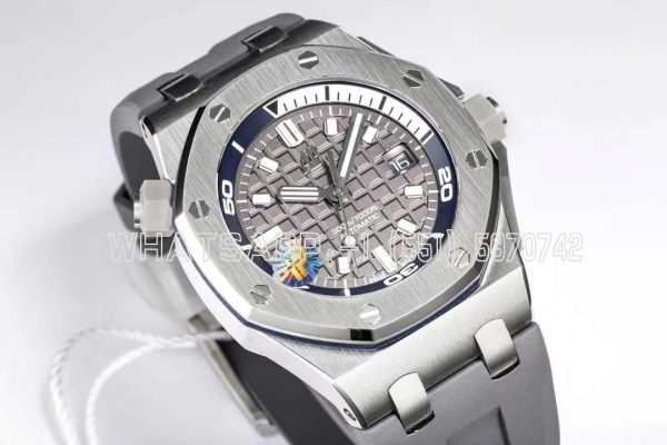 audemars-piguet-royal-oak-offshore-diver-steel-grey-dial-ref-15720st