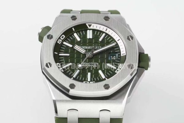 Audemars Piguet Royal Oak Offshore Diver Steel Khaki Dial 15710ST - Image 4