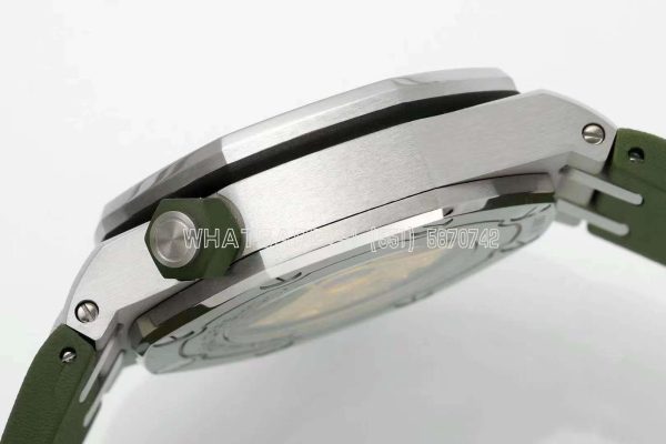 Audemars Piguet Royal Oak Offshore Diver Steel Khaki Dial 15710ST - Image 9