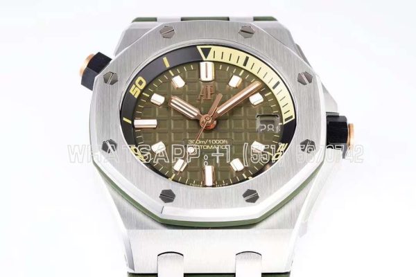 Audemars Piguet Royal Oak Offshore Diver Steel Khaki Dial Ref. 15720ST