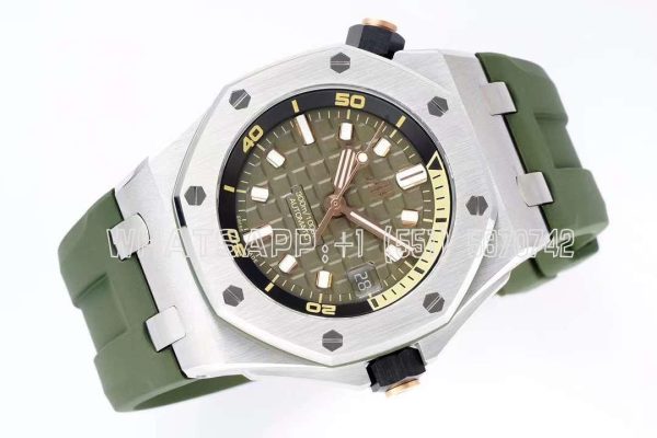 Audemars Piguet Royal Oak Offshore Diver Steel Khaki Dial Ref. 15720ST - Image 4