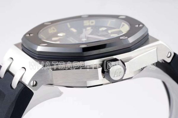 Audemars Piguet Royal Oak Offshore Diver White Gold Black Dial Ref. 15720CN - Image 6