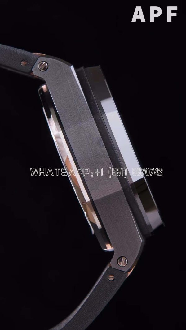 Audemars Piguet Royal Oak Offshore Novelty 44mm Black Dial 26405CE - Image 5
