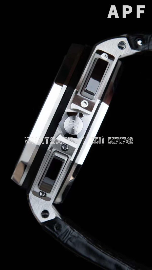 Audemars Piguet Royal Oak Offshore Novelty 44mm Grey Dial in Steel - Image 4
