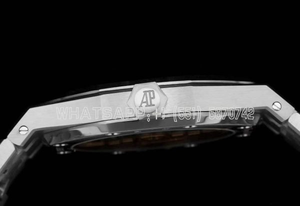 Audemars Piguet Royal Oak 15202 39mm Black Dial - Image 7