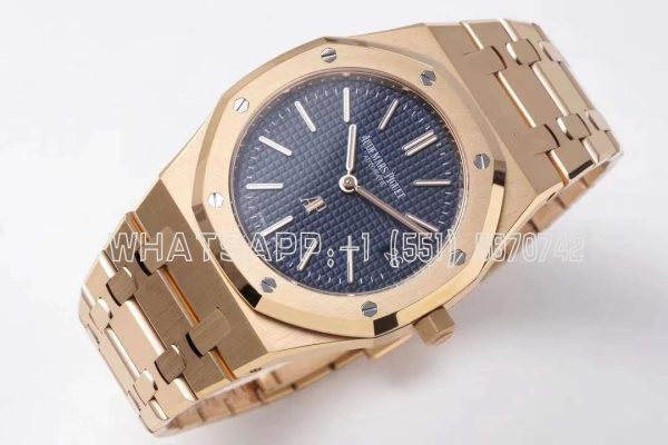 Audemars Piguet Royal Oak 15202 39mm Blue Dial in Yellow Gold