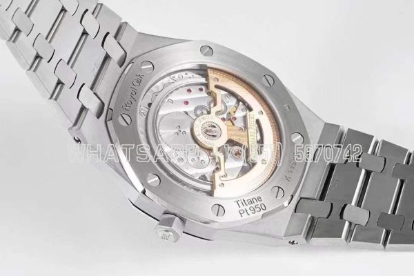 Audemars Piguet Royal Oak 15202 39mm Smoked Blue Dial - Image 9