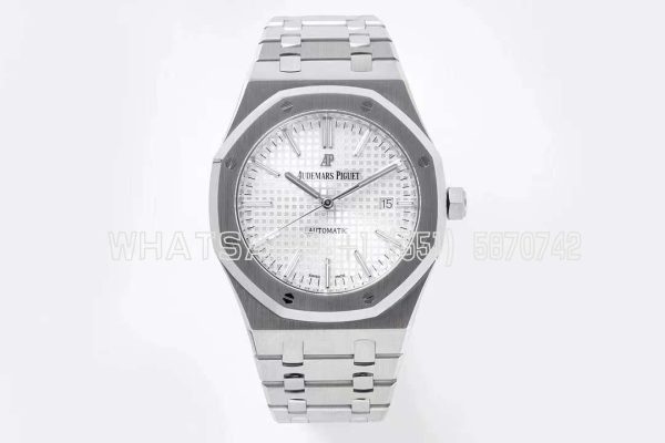 Audemars Piguet Royal Oak 15400 41mm Steel White Dial