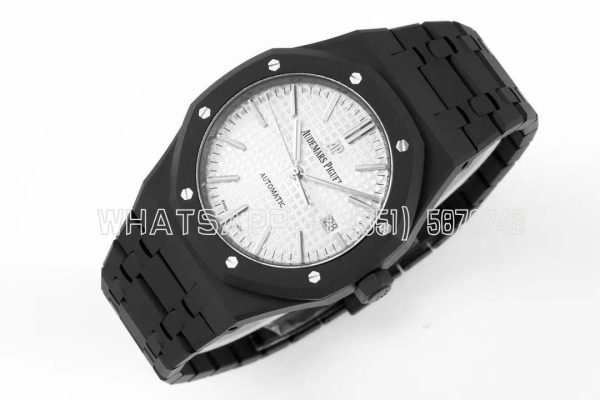 Audemars Piguet Royal Oak 15400 White Dial in PVD