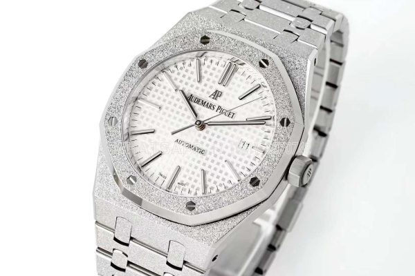 Audemars Piguet Royal Oak 15410 37mm White Dial in Frosted Gold