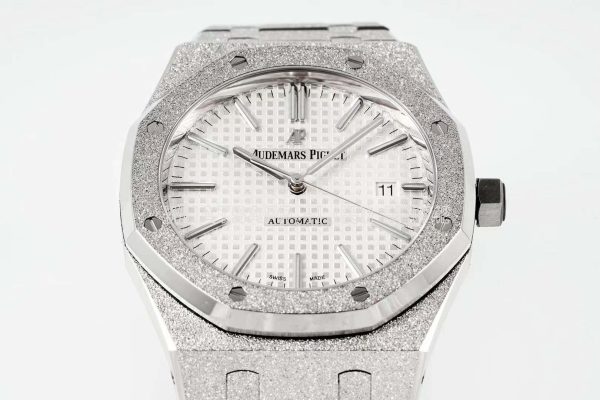 Audemars Piguet Royal Oak 15410 37mm White Dial in Frosted Gold