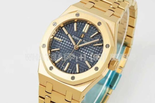 Audemars Piguet Royal Oak 15450 37mm Blue Dial in Yellow Gold
