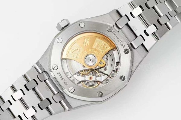 Audemars Piguet Royal Oak 15450ST 37mm Blue Dial in Steel - Image 9