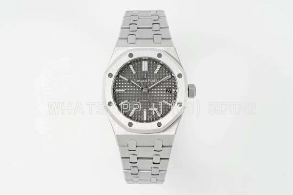 Audemars Piguet Royal Oak 15450ST 37mm Gray Dial in Steel