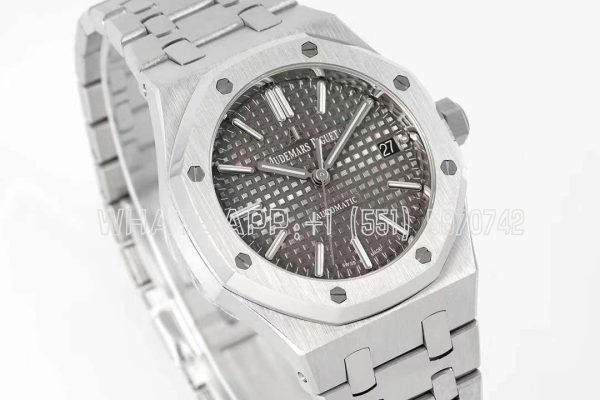 Audemars Piguet Royal Oak 15450ST 37mm Gray Dial in Steel