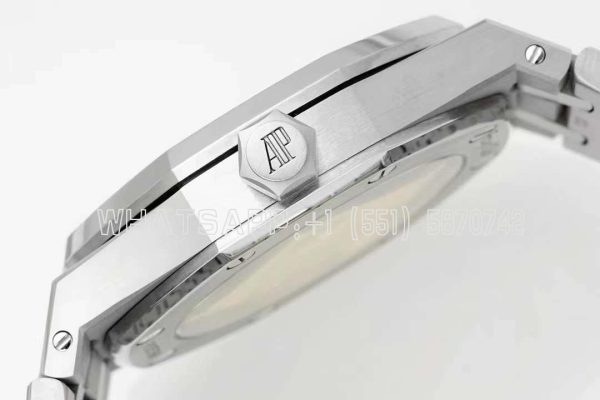 Audemars Piguet Royal Oak 15450ST 37mm Gray Dial in Steel - Image 7