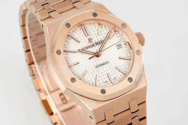 Audemars Piguet Royal Oak 15450ST 37mm White Dial in Rose Gold