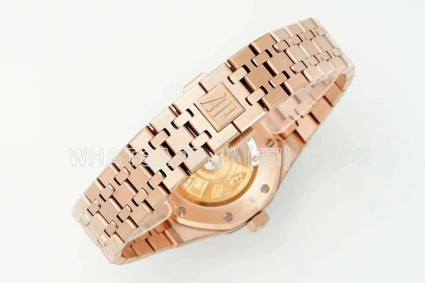 Audemars Piguet Royal Oak 15450ST 37mm White Dial in Rose Gold - Image 9