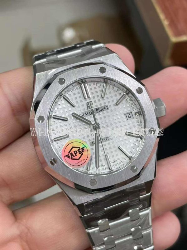 Audemars Piguet Royal Oak 15450ST 37mm White Dial in Steel