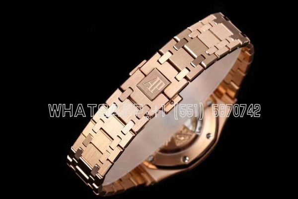 Audemars Piguet Royal Oak 15451ST 37mm Blue Dial in Rose Gold - Image 8