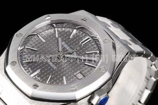 Audemars Piguet Royal Oak 15451ST 37mm Gray Dial in Steel - Image 5
