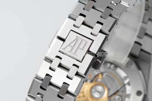Audemars Piguet Royal Oak 15451ST 37mm Gray Dial in Steel with Diamond Bezel - Image 6