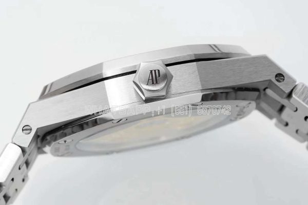 Audemars Piguet Royal Oak 15451ST 37mm Gray Dial in Steel with Diamond Bezel - Image 7
