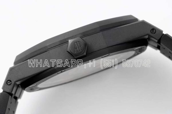 Audemars Piguet Royal Oak 15500 41mm Black Dial in PVD - Image 6