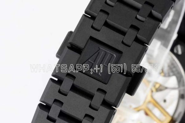 Audemars Piguet Royal Oak 15500 41mm Black Dial in PVD - Image 9